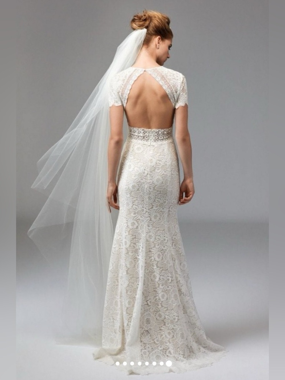 Elegant White Short-Sleeve Crew Neck Lace Bridal Gown Size 4 Wedding Dress - Picture 9 of 16